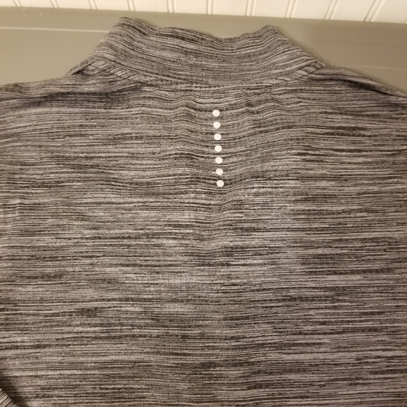 RBX Xtrain Grey Compression Pull Over Size Large - Picture 4 of 7
